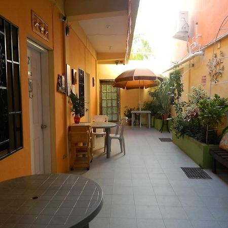 Bella Sombra Guest House Downtown Belize City Szoba fotó