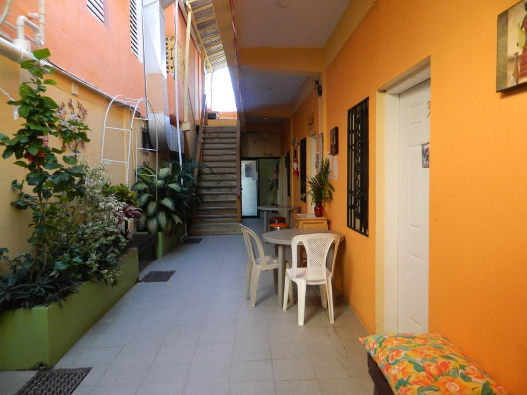 Bella Sombra Guest House Downtown Belize City Szoba fotó