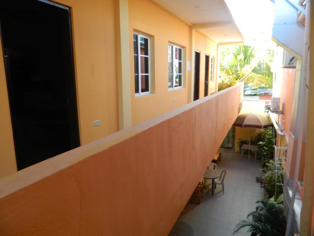 Bella Sombra Guest House Downtown Belize City Szoba fotó