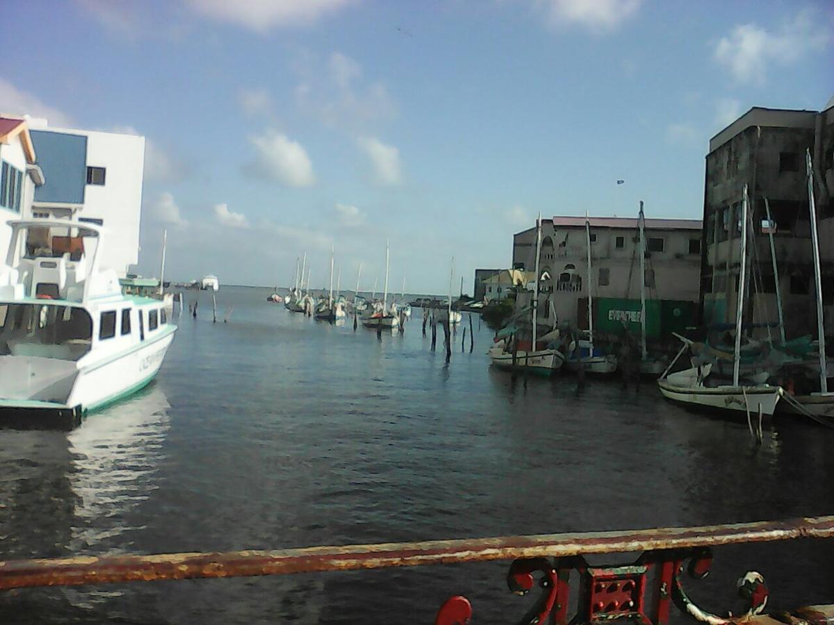 Bella Sombra Guest House Downtown Belize City Kültér fotó