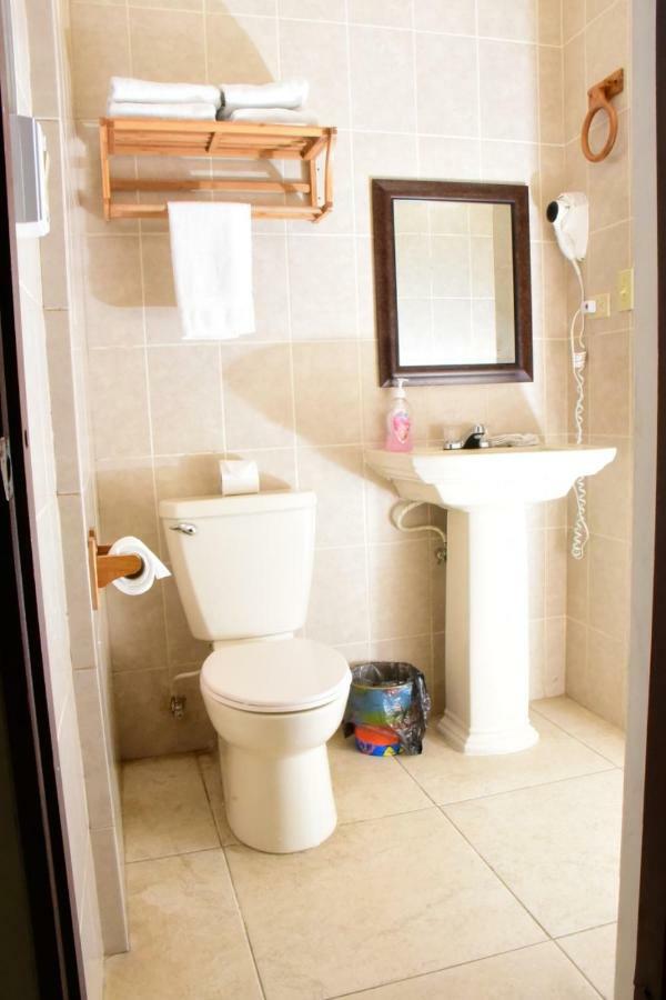 Bella Sombra Guest House Downtown Belize City Kültér fotó